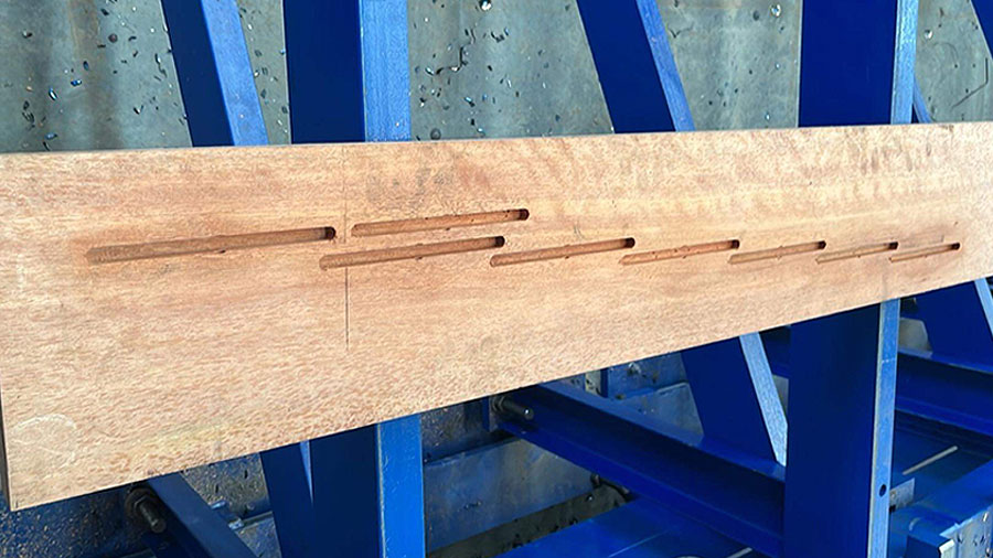 AVENGER PLUS Used as a Carpenter’s Router